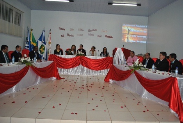 Câmara Municipal de Aripuanã realiza Sessão Solene em homenagem às mulheres