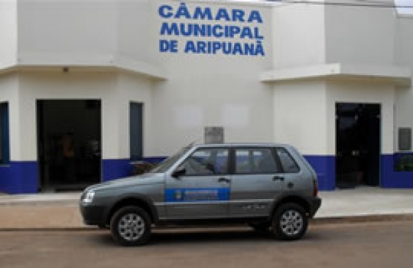 T.C.E. APROVA POR UNANIMIDADE AS CONTAS DE 2009 DA CÂMARA MUNICIPAL DE ARIPUANA - MT